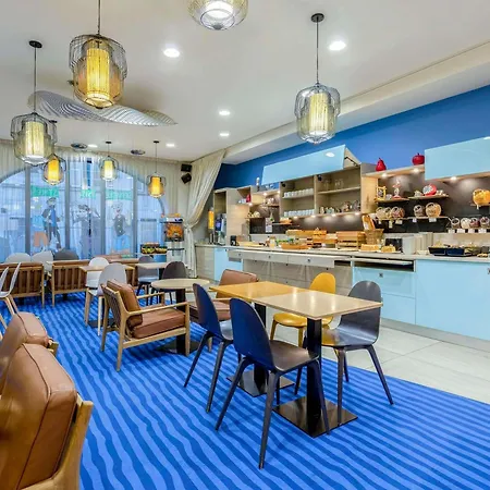 Ibis Styles Centre Vieux Port 3* لا روشيل