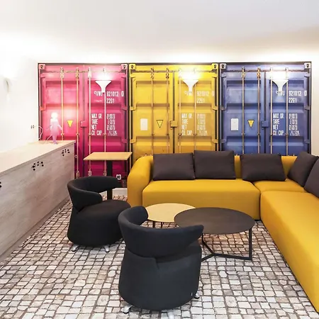Ibis Styles Centre Vieux Port 3* لا روشيل