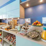 Ibis Styles Centre Vieux Port فندق