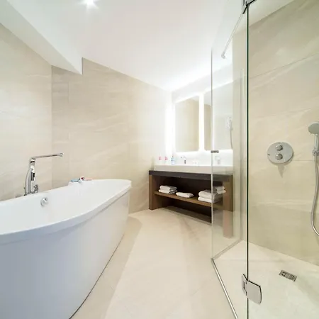 Hotel Ibis Styles La Rochelle Centre La Rochelle (Charente-Maritime)