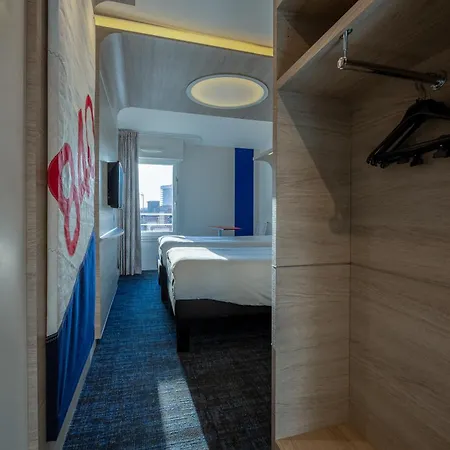 Ibis Styles Centre Vieux Port 3*