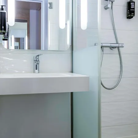 Ibis Styles Centre Vieux Port Hotel