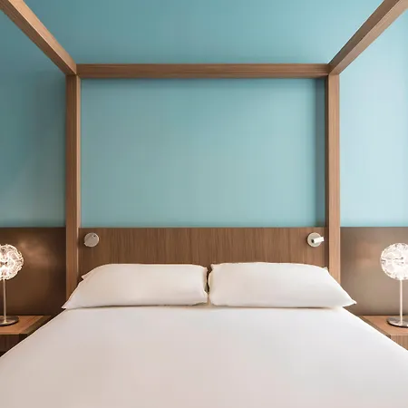 Ibis Styles Centre Vieux Port