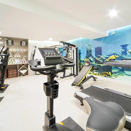 Ibis Styles Centre Vieux Port 호텔