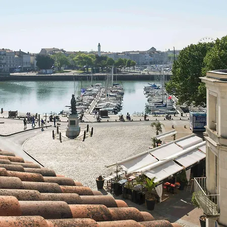 Otel Ibis Styles Centre Vieux Port 3*