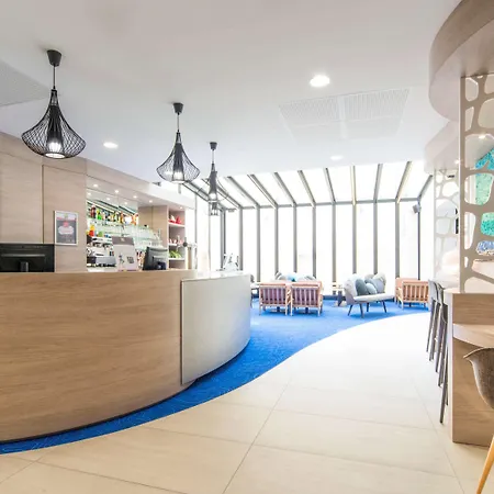 Ibis Styles Centre Vieux Port Otel La Rochelle (Charente-Maritime)