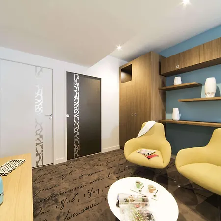 Ibis Styles Centre Vieux Port 호텔