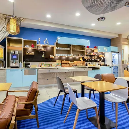 Ibis Styles Centre Vieux Port Otel La Rochelle (Charente-Maritime)