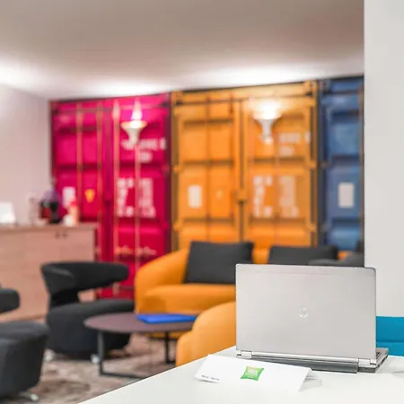 Ibis Styles Centre Vieux Port ラ・ロシェル