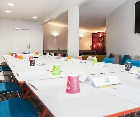 Hotel Ibis Styles Centre Vieux Port 3*