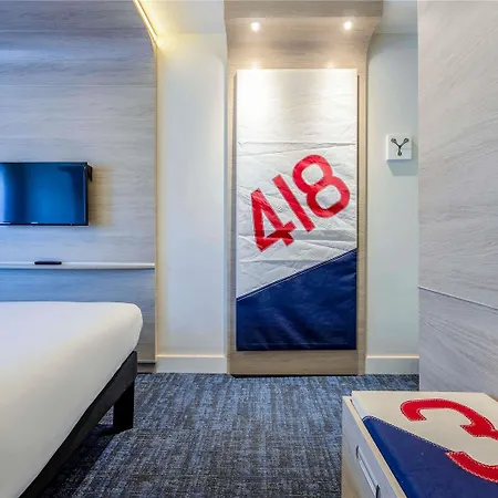 Ibis Styles Centre Vieux Port 3* Ла-Рошель