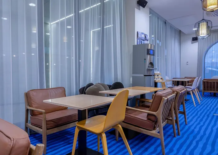 Ibis Styles Centre Vieux Port ラ・ロシェル