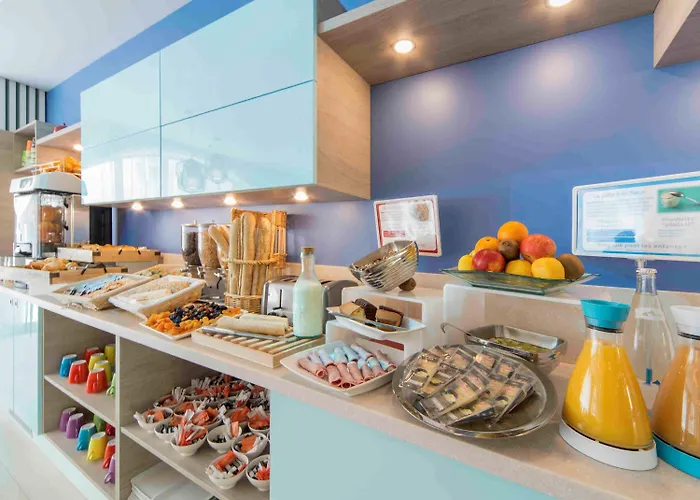 Ibis Styles Centre Vieux Port Hotel