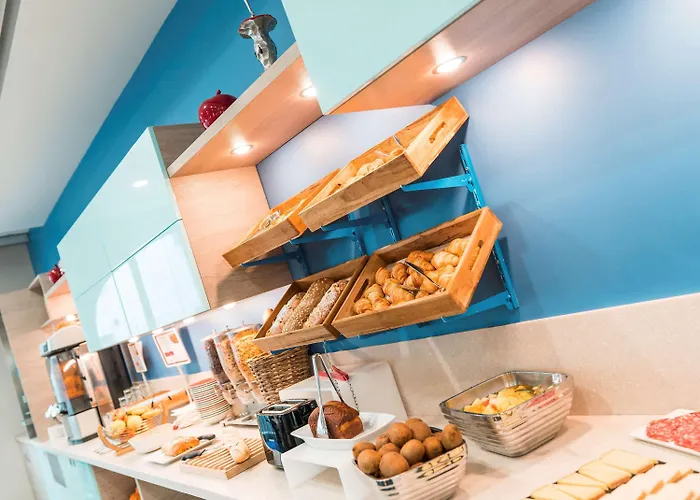 Ibis Styles Centre Vieux Port Hotel