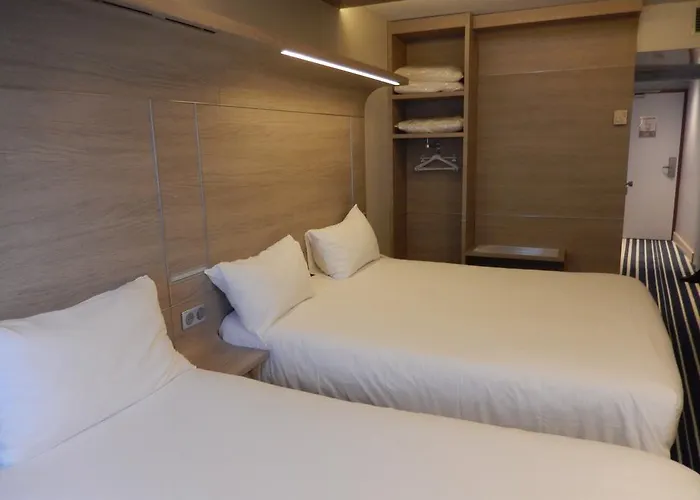 Ibis Styles Centre Vieux Port Hotel 3*